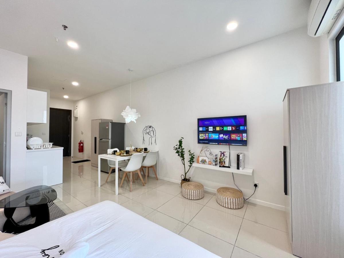 Highpark Suites Kelana Jaya, Petaling Jaya By Sleepy Bear Exterior foto
