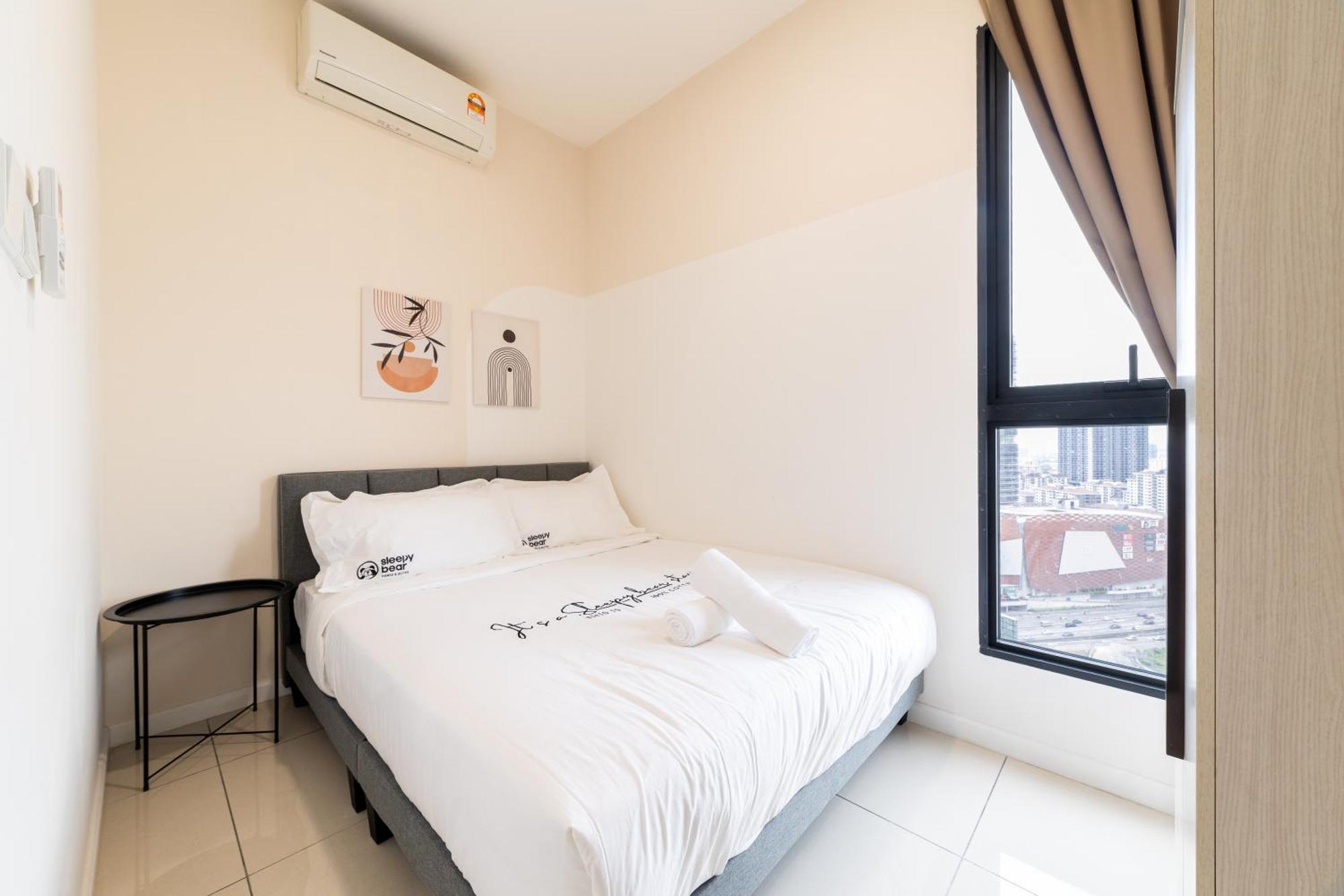 Highpark Suites Kelana Jaya, Petaling Jaya By Sleepy Bear Exterior foto